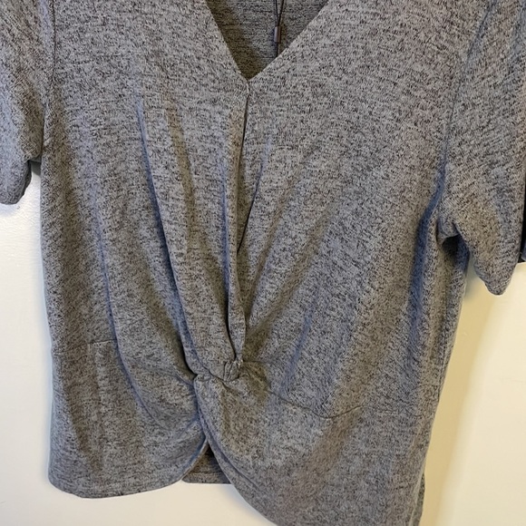 3/$18. 🌼NWT Bobeau knit top twist front size S petite - Picture 4 of 11